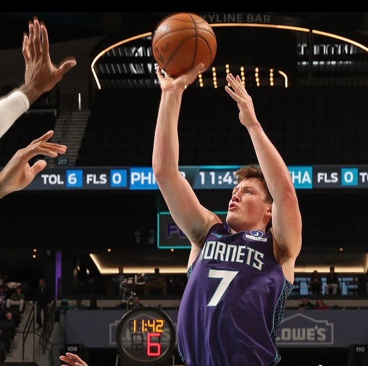 Kon Knueppel, el jugador a seguir de los Hornets para 2026-27