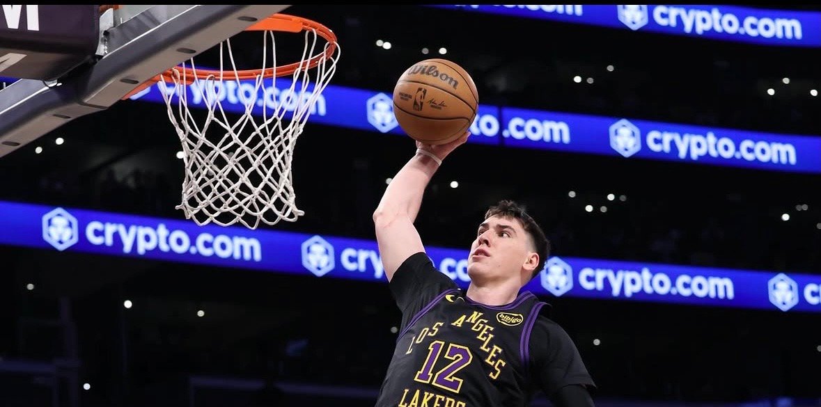 LaRavia, favorito para quinto titular de Lakers tras Kuminga