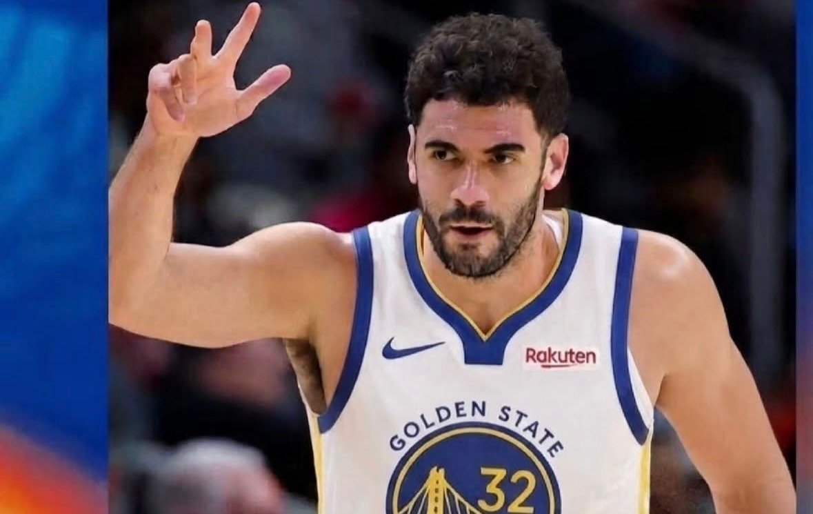 Georges Niang debuta con los Warriors casi una década después