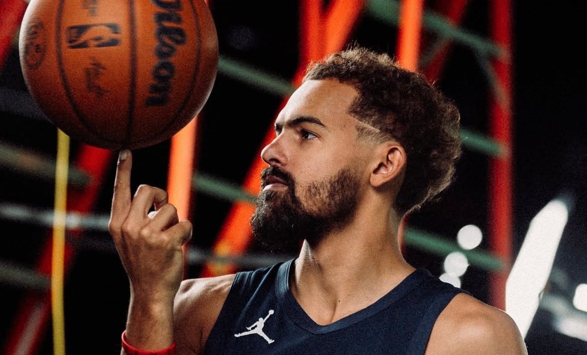 Keefe destaca la comunicación y pase de Trae Young