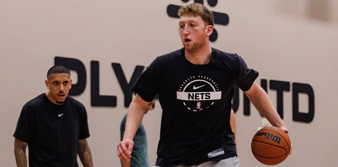 Danny Wolf usará tobilleras tras su esguince en Brooklyn Nets