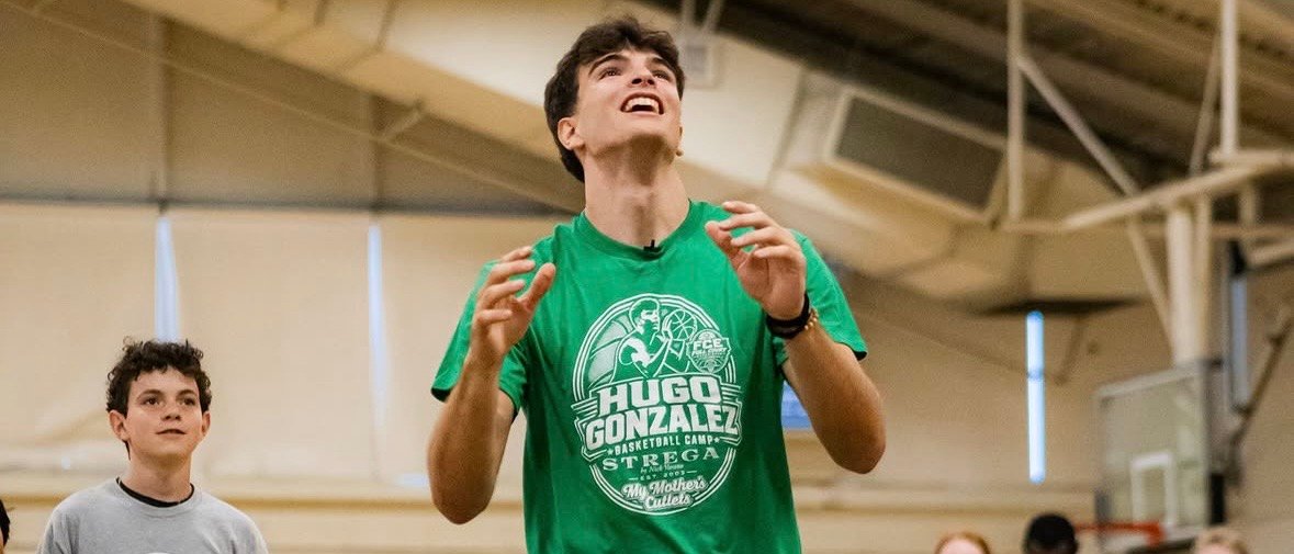Hugo brilla en la victoria de Celtics vs Cleveland