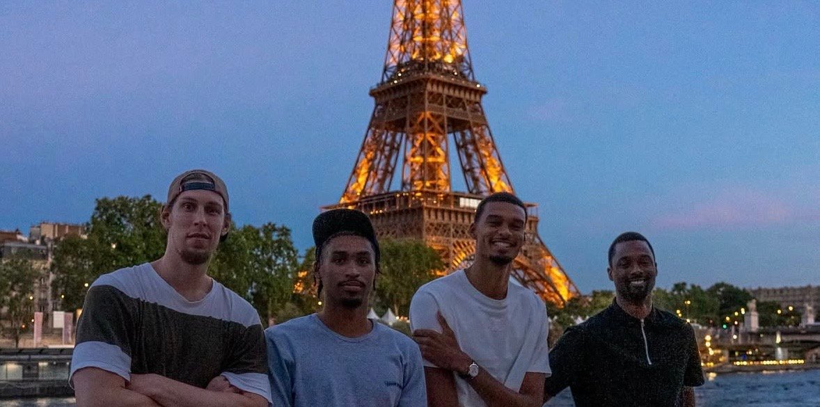 Wembanyama llevó a varios compañeros a Francia este verano